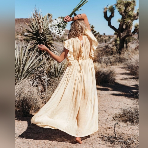 New Gauze Cover Up Maxi Dress Button Front Deep Plunge Beige Cream - Picture 3 of 9